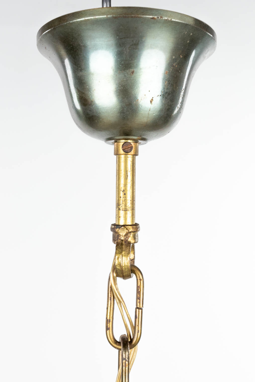 Een collectie van 2 luchters Marie Thérèse gemaakt uit glas. (H:45cm)