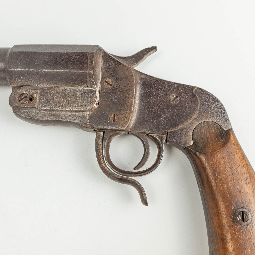Een seinpistool "Hebel", model 1894 en gemaakt door JGA. Een alarmpistool gemaakt in Duitsland. 