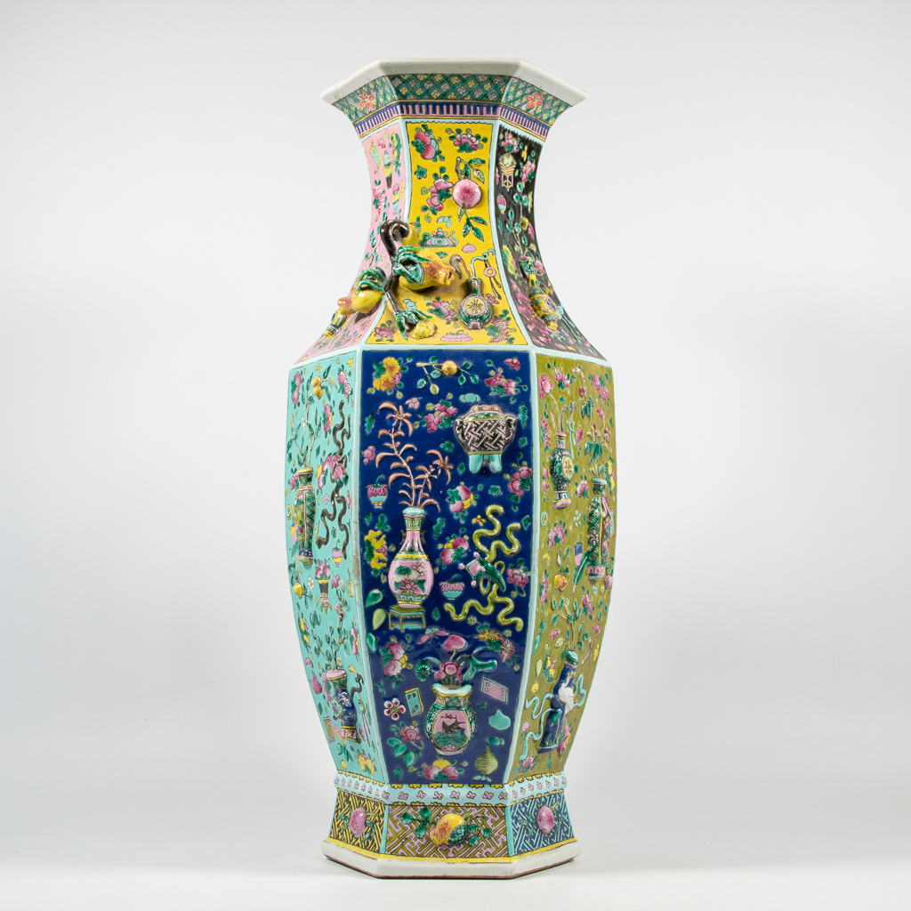  Chinese vase