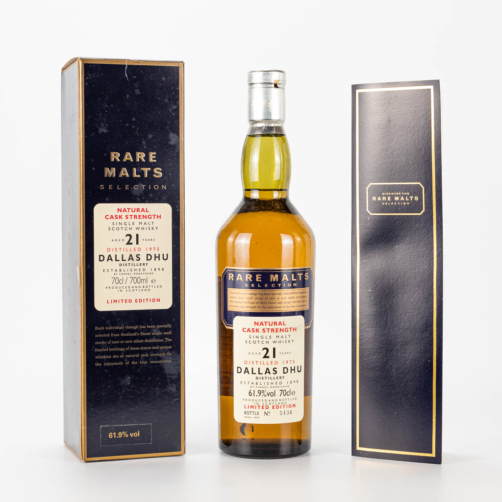 A bottle of Dallas Dhu Single Malt Scotch Whisky, 1975. 61,9%vol, bottle no. 5136. 