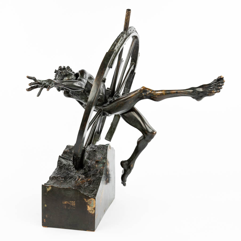 Ion MANDRESCU (1954) een uitzonderlijk bronzen beeld 'Man, Tijd, Ruimte' (H:60cm)