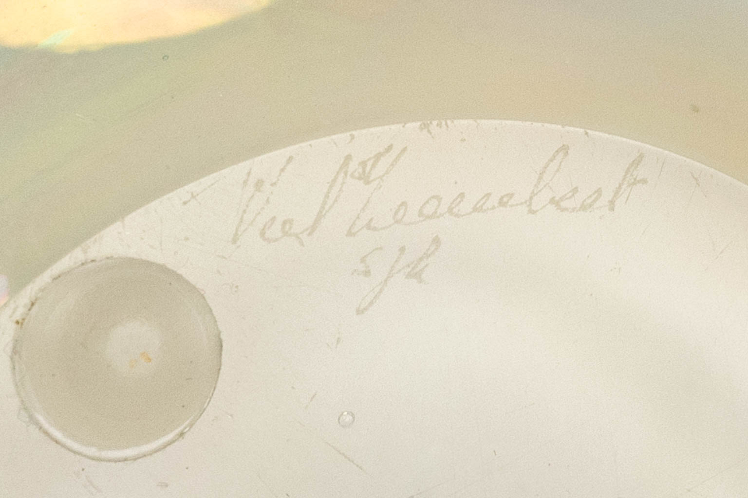 Samuel J. HERMAN (1936) Een vaas gemaakt uit glas en gemerkt Val Saint Lambert (H:18,5cm)