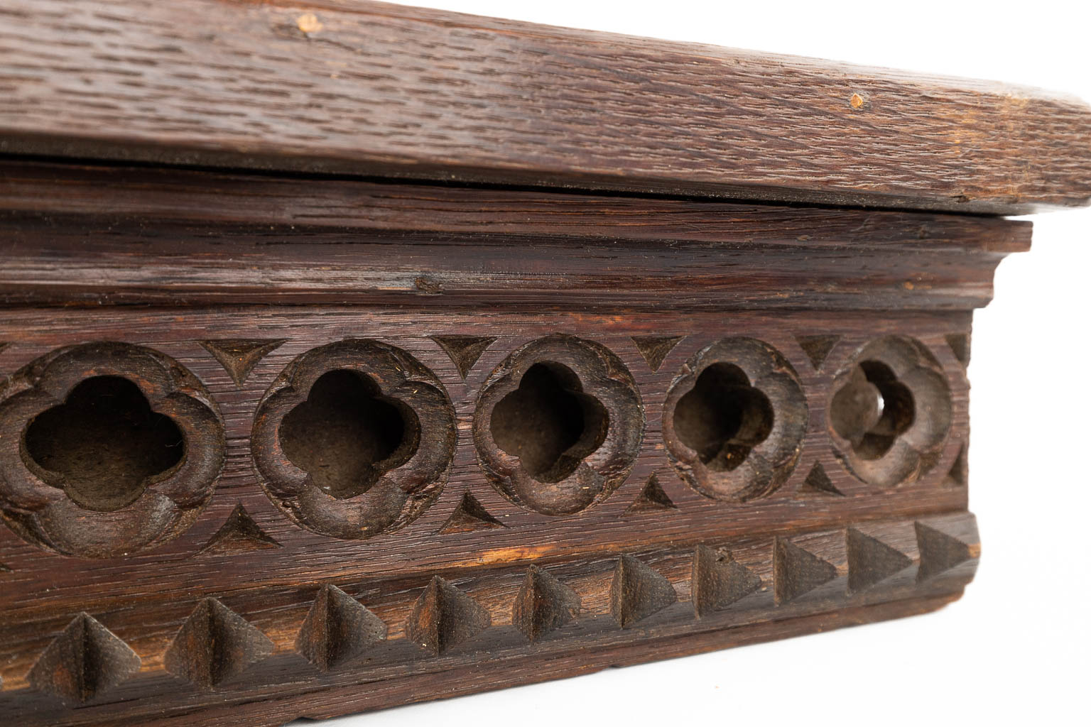 A console for a statue, made of wood in gothic revival style. (H:12cm)
