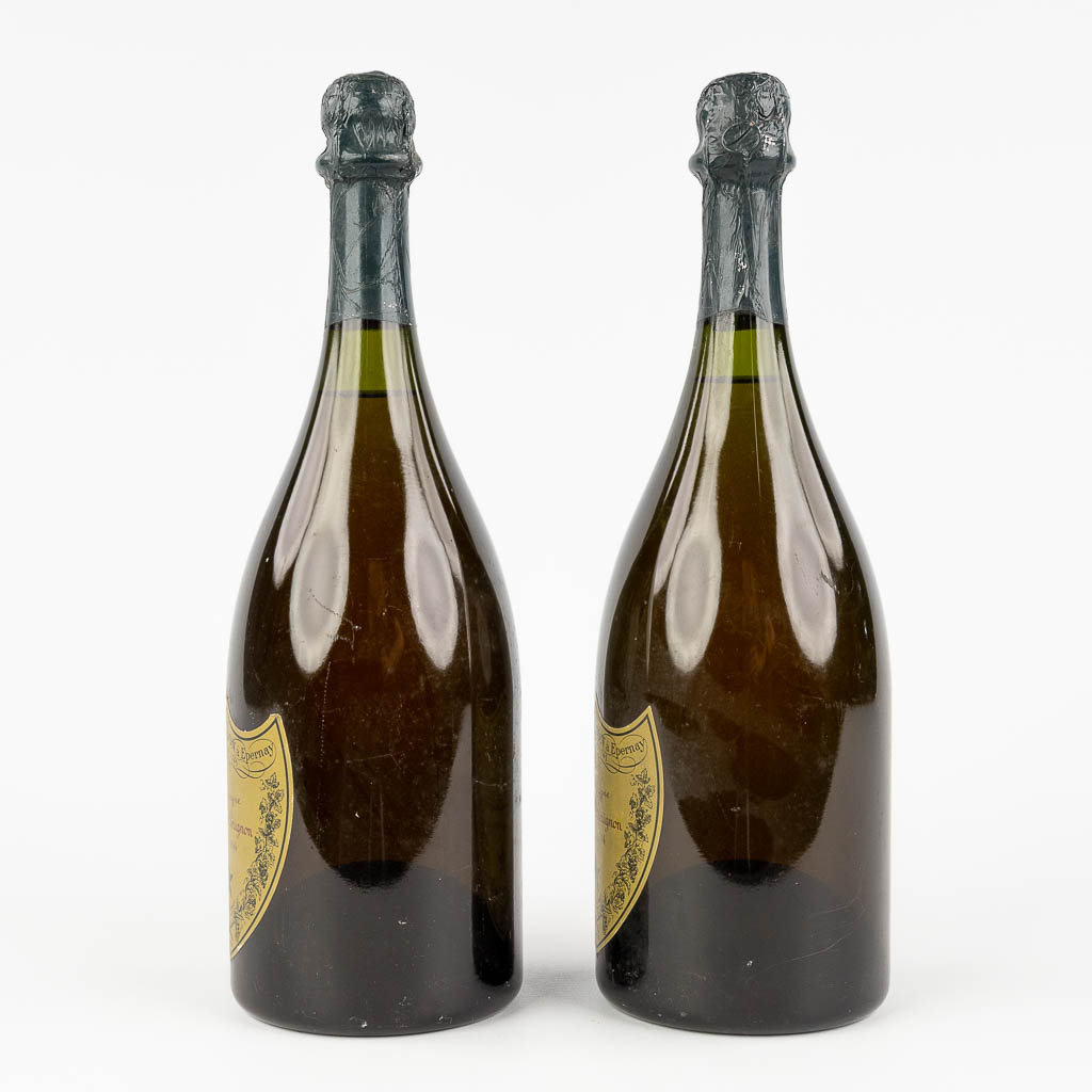 Dom Pérignom, een paar flessen Champagne. 1964