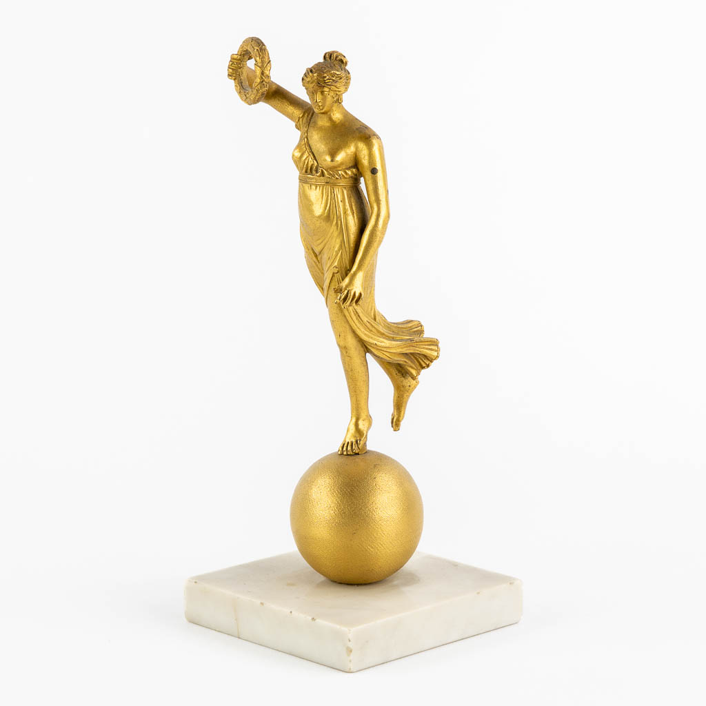 The Triumph of Venus', gilt bronze. Empire. France, 19th C. (H:24 cm)