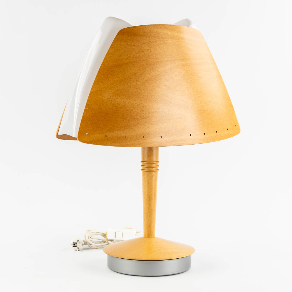 Soren ERIKSEN (XX) 'Table Lamp' wood and metal for Lucid. (L:26 x W:48 x H:64 cm)