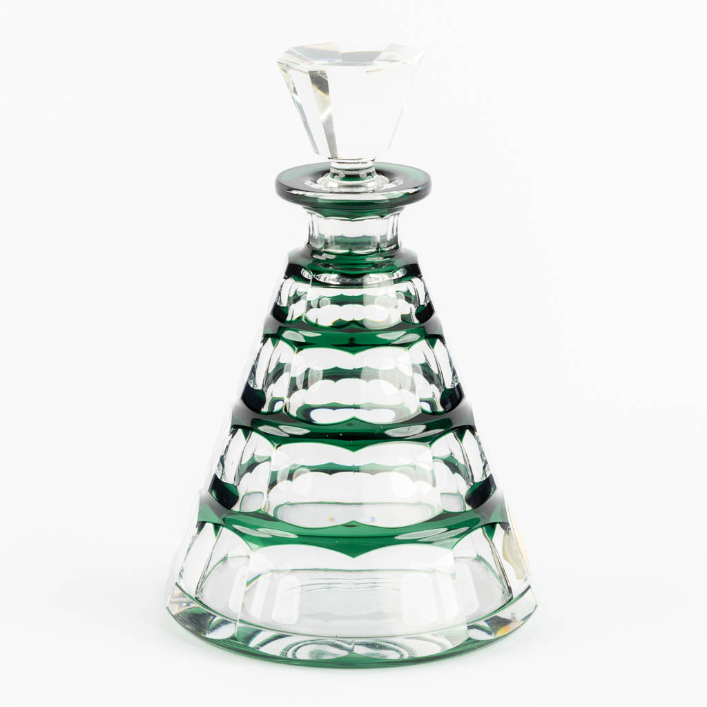 Val Saint Lambert, een karaf met 6 glazen. Geslepen kristal. (H:23 x D:15 cm)