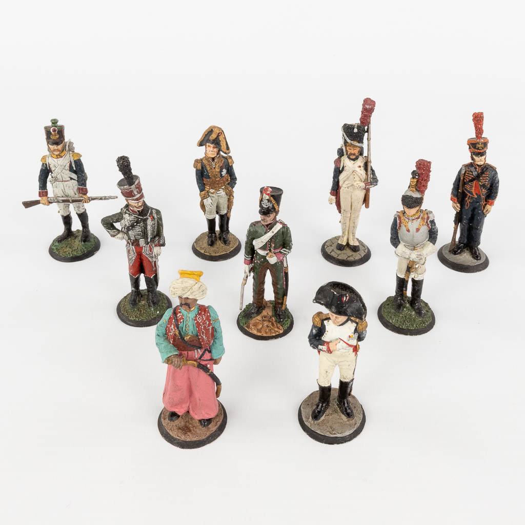  Napoleon en het leger van Napoleon Bonaparte. Een collectie van 9 figuren gemaakt uit tin.