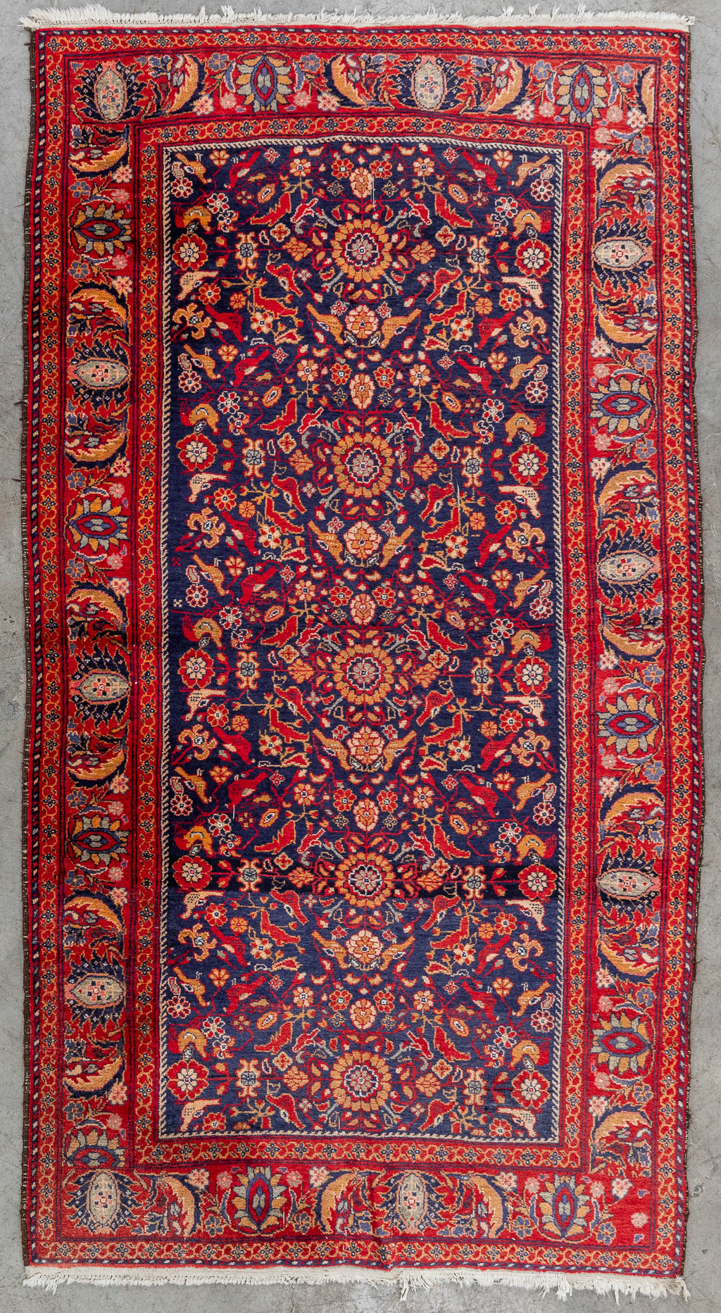 Een Oosters handgeknoopt tapijt, Kashan. (D:186 x W:100 cm)