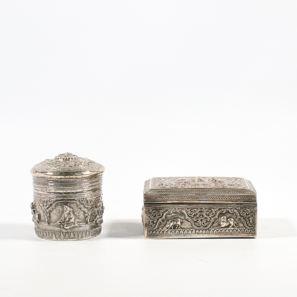 Collectie  zilveren juwelendozen, Oosterse origine. 
