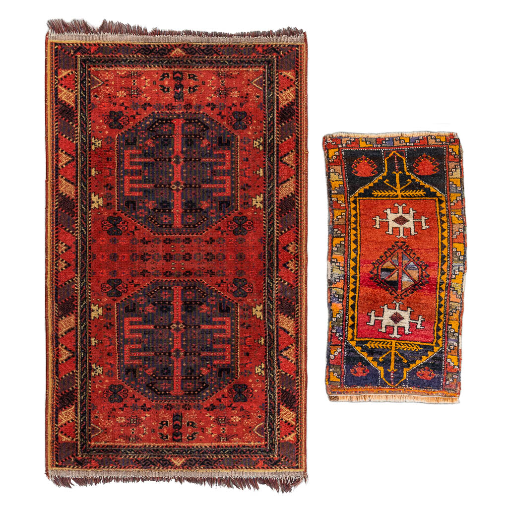 Two  carpets. (D:156 x W:96 cm)