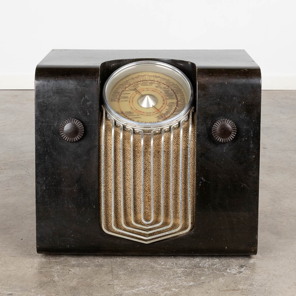 An antique radio 