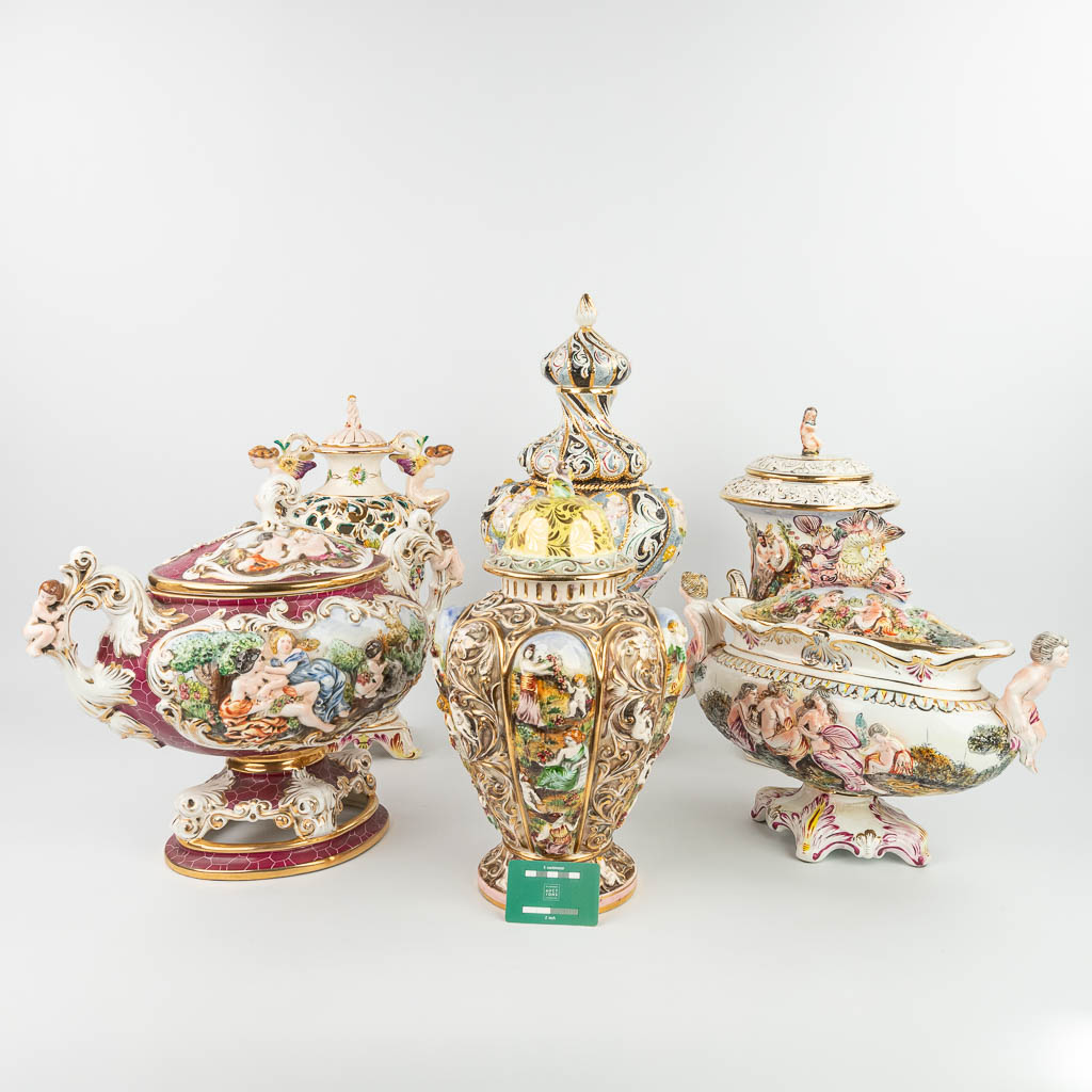 A collection of 6 vases and pots made of glazed faience by Capodimonte in Italy. (H:66cm)