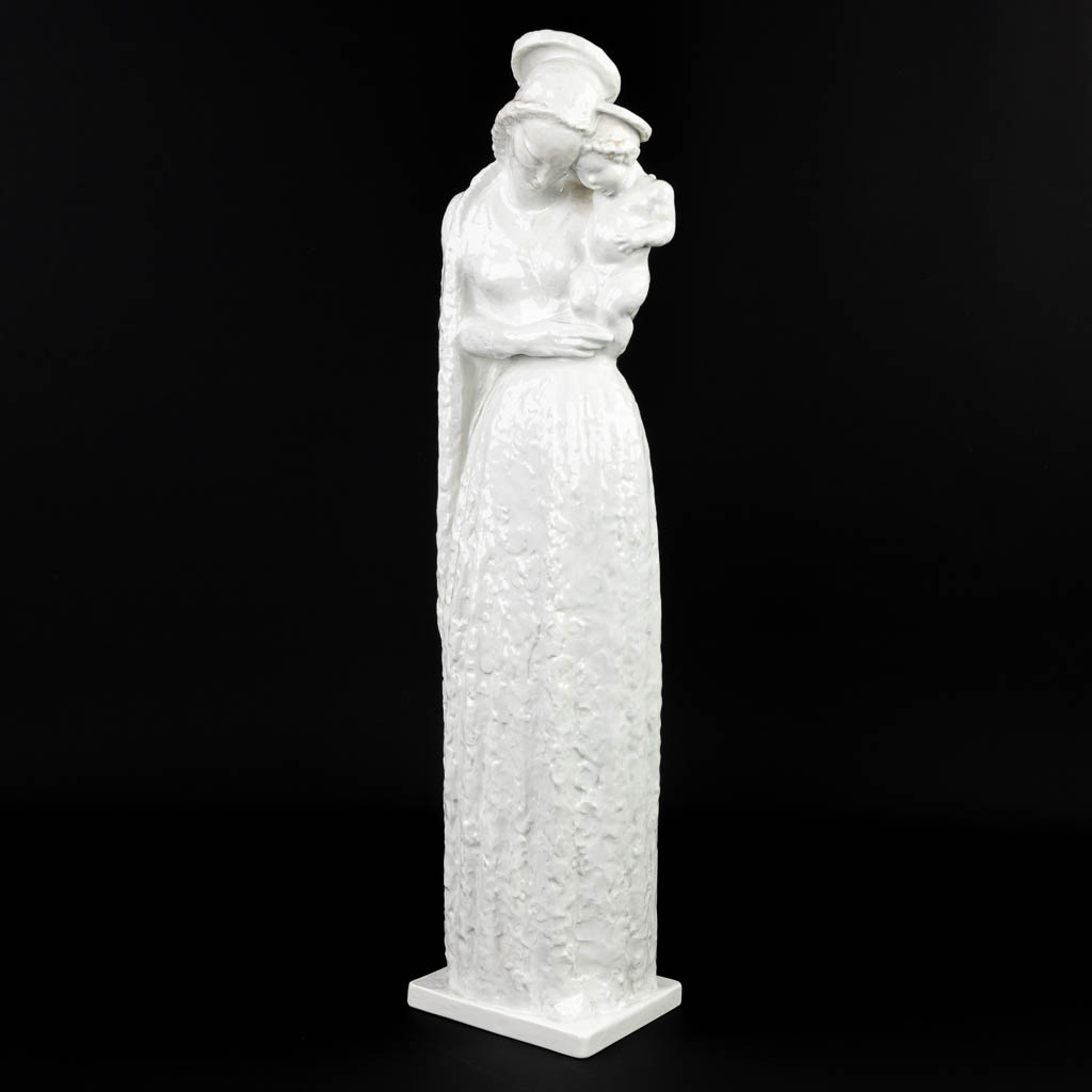 A large porcelain figurine of Madonna with Child marked Rosenthal and made in Germany. (H:71cm)
