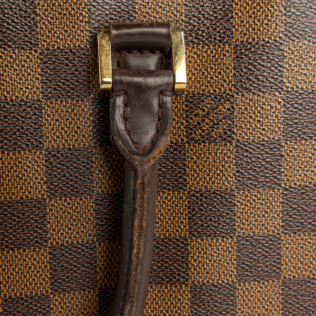 Louis Vuitton, een tote bag gemaakt uit leder. (W:28 x H:40 cm)