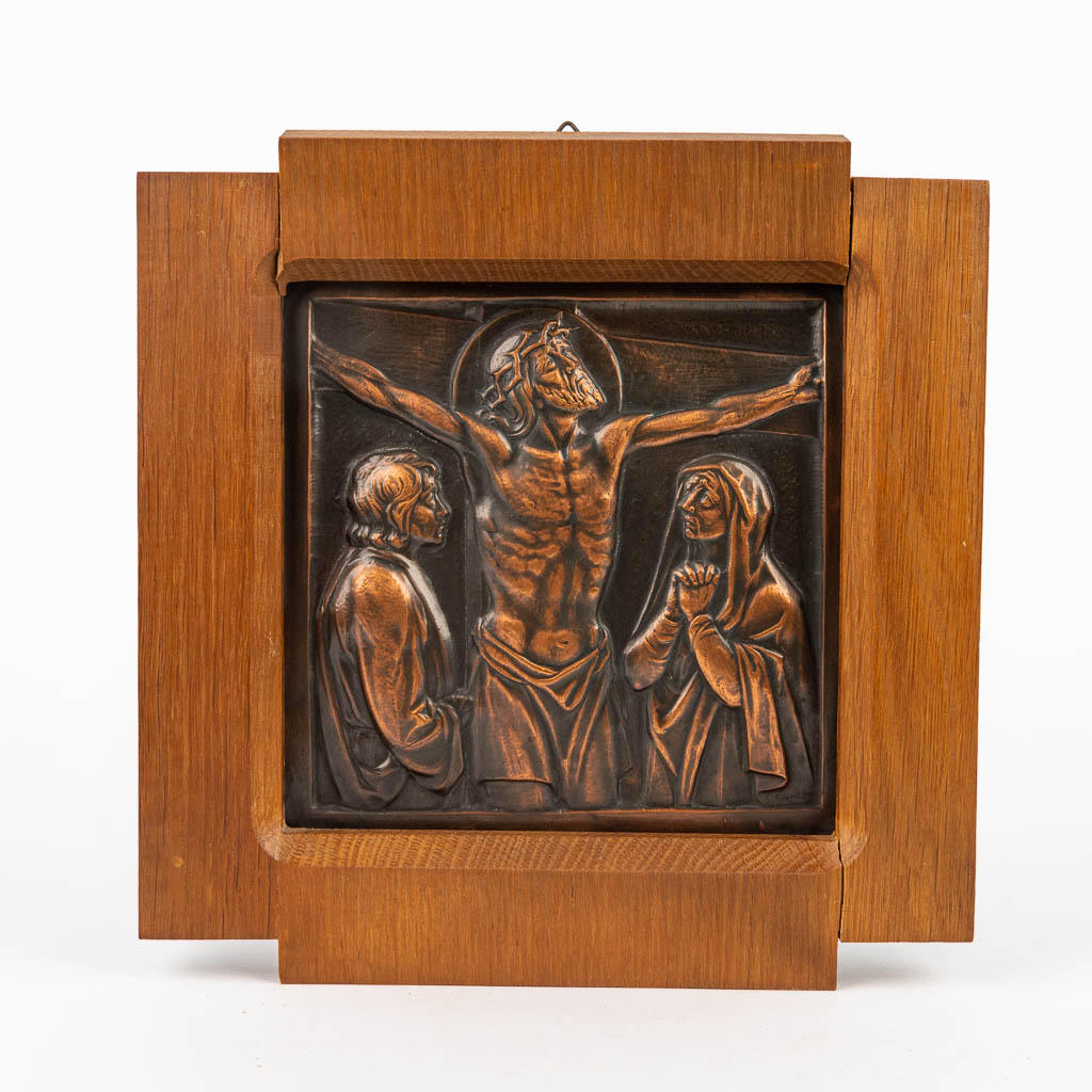 Émile SALMON (1840-1913) 'Stations of the cross' made of repouse copper. (H:25cm)