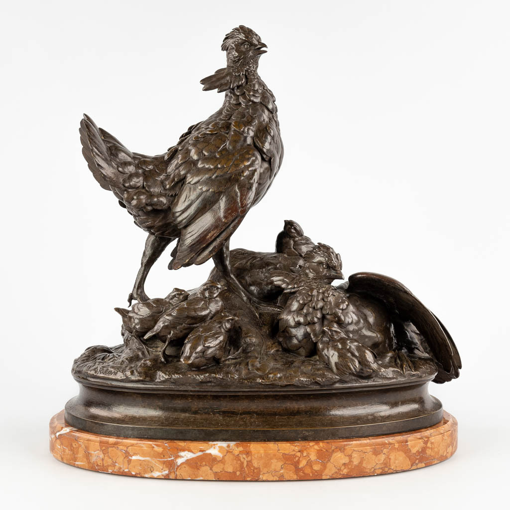 Alphonse ARSON (1822-1895) 'Patrijs met kuikens' gepatineerd brons. 1877. (D:22 x W:40 x H:41 cm)