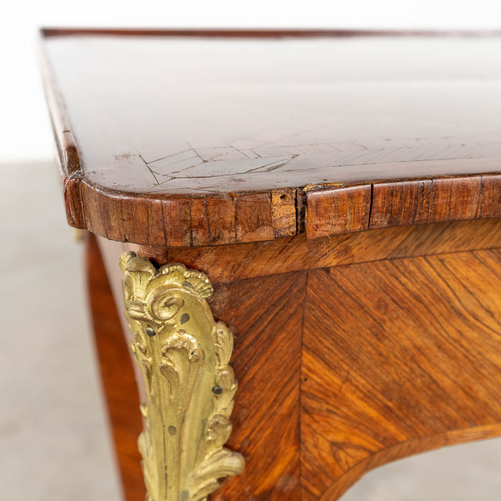 An antique side table, Louis XV, marquetry mounted with bronze and marble, 18th C. (D:43 x W:64 x H:67 cm)
