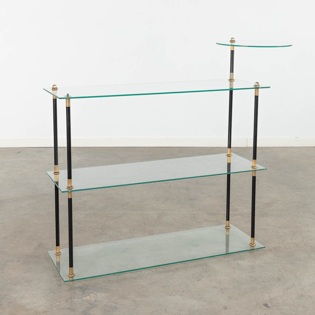 A mid-century shop rack, glass and metal. Circa 1960. (D:30 x W:90 x H:92 cm)