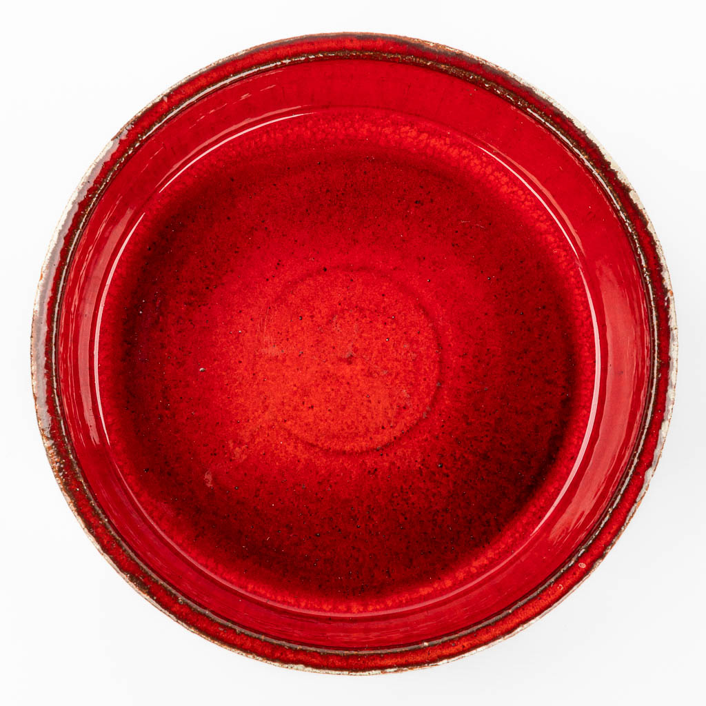 Elisabeth VANDEWEGHE (XX-XXI) A bowl made of glazed ceramics and marked Perignem. (H:9cm)