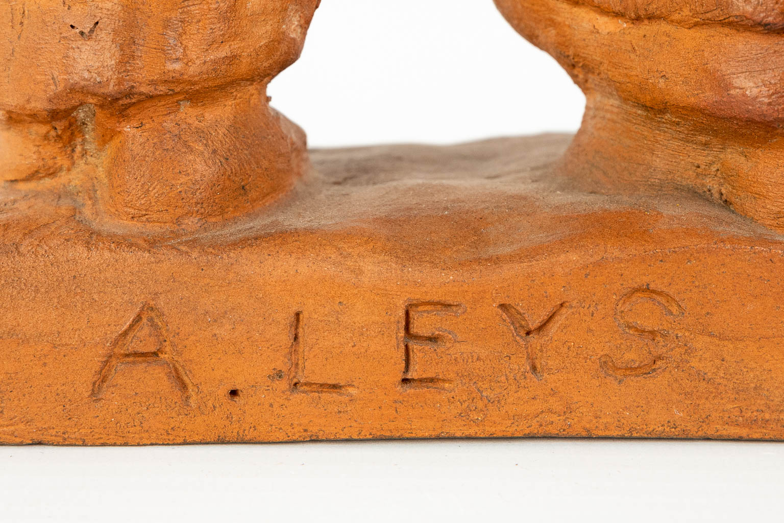 Achille LEYS (1873-1953) 'Les Pleureuses' a statue made of terracotta. (H:20cm)