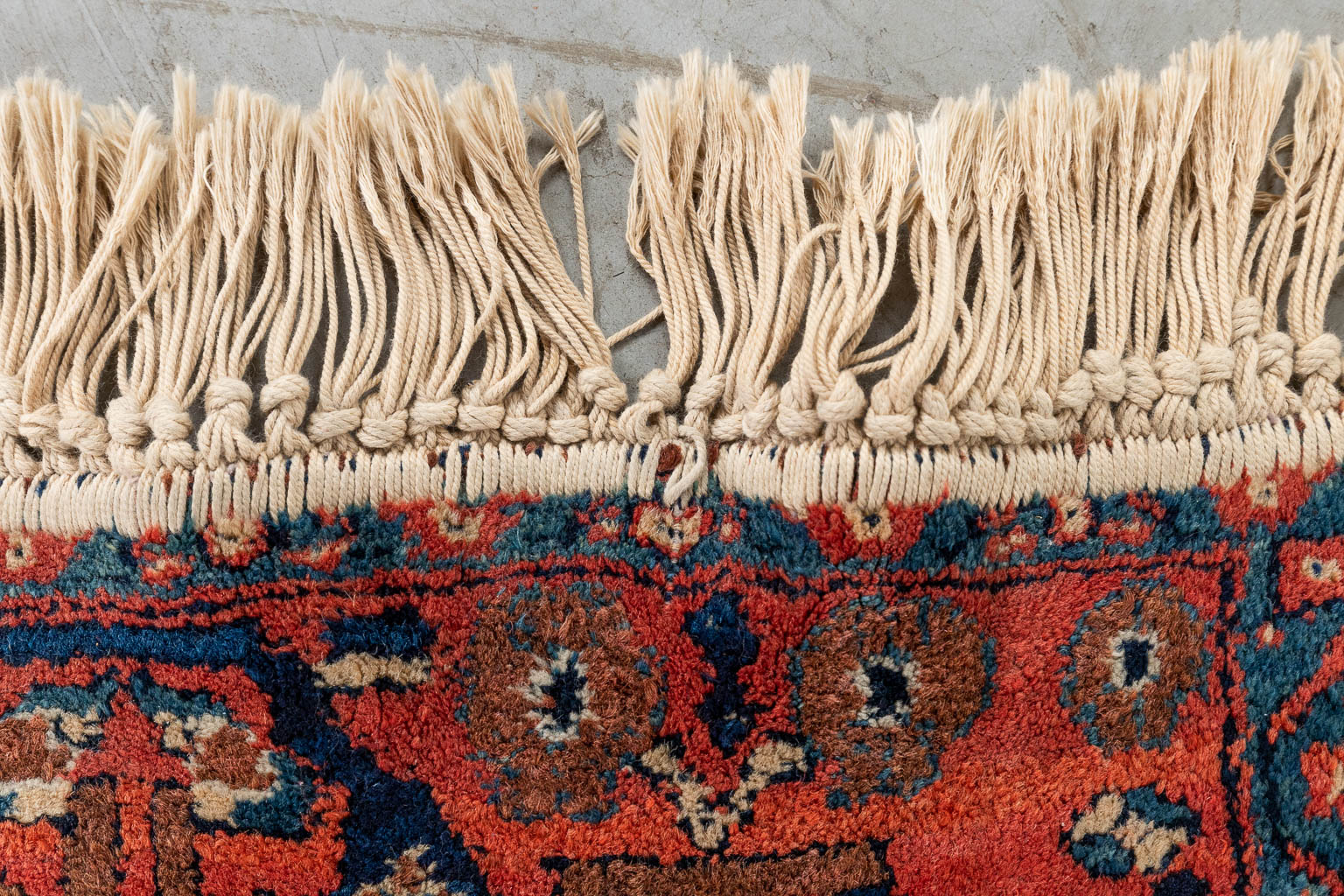 An Oriental hand-made carpet, Afshar. (D:184 x W:164 cm)