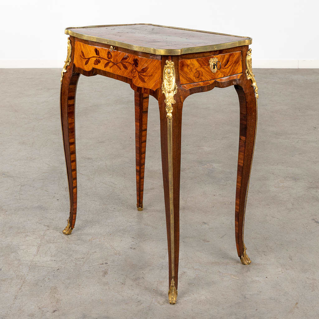 Léonard BOUDIN (1735-1807) 'Side Table Louis XV' marquetry and mounted with bronze. 18th C. (D:35 x W:55 x H:72 cm)