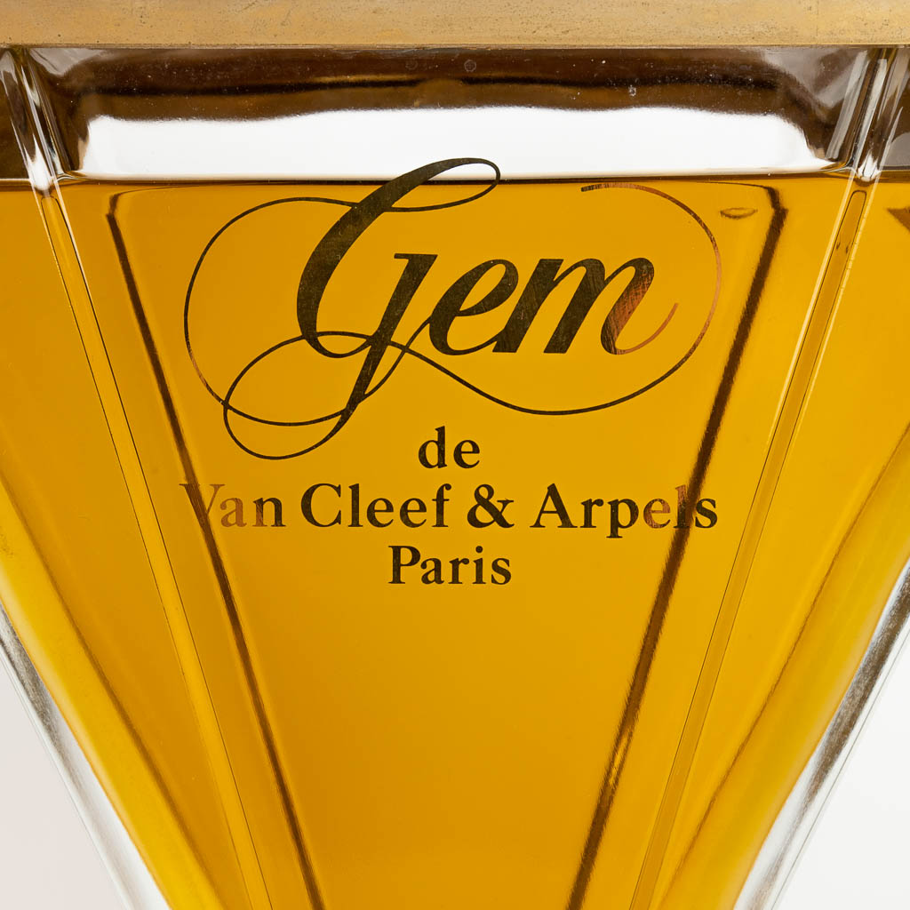 4 grote en decoratieve Dummie Parfumflessen. 20ste eeuw. (H:46 cm)