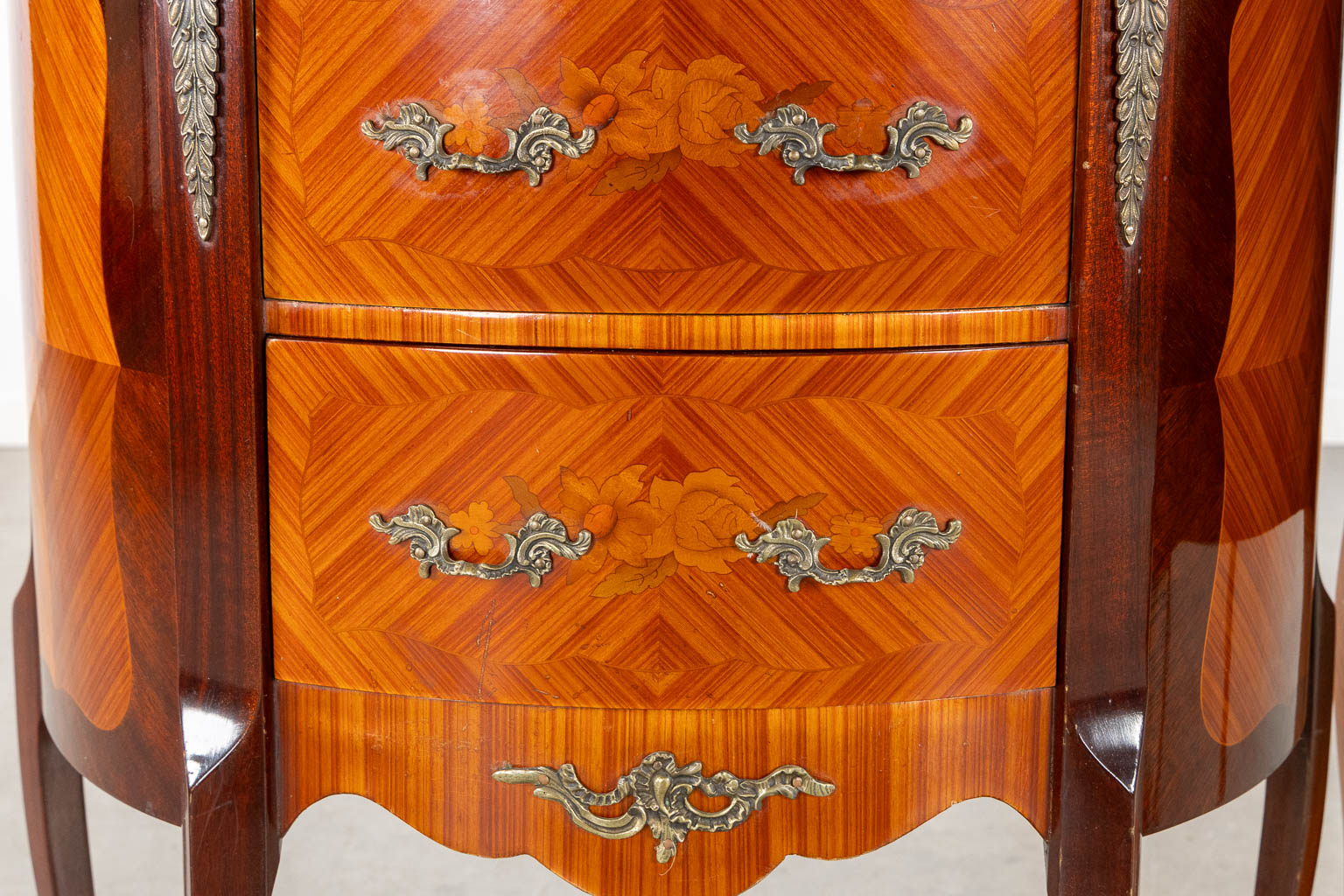 Two small cabinets with drawers, marquetry inlay and a marble top. 20th C. (L:39 x W:70 x H:80 cm)