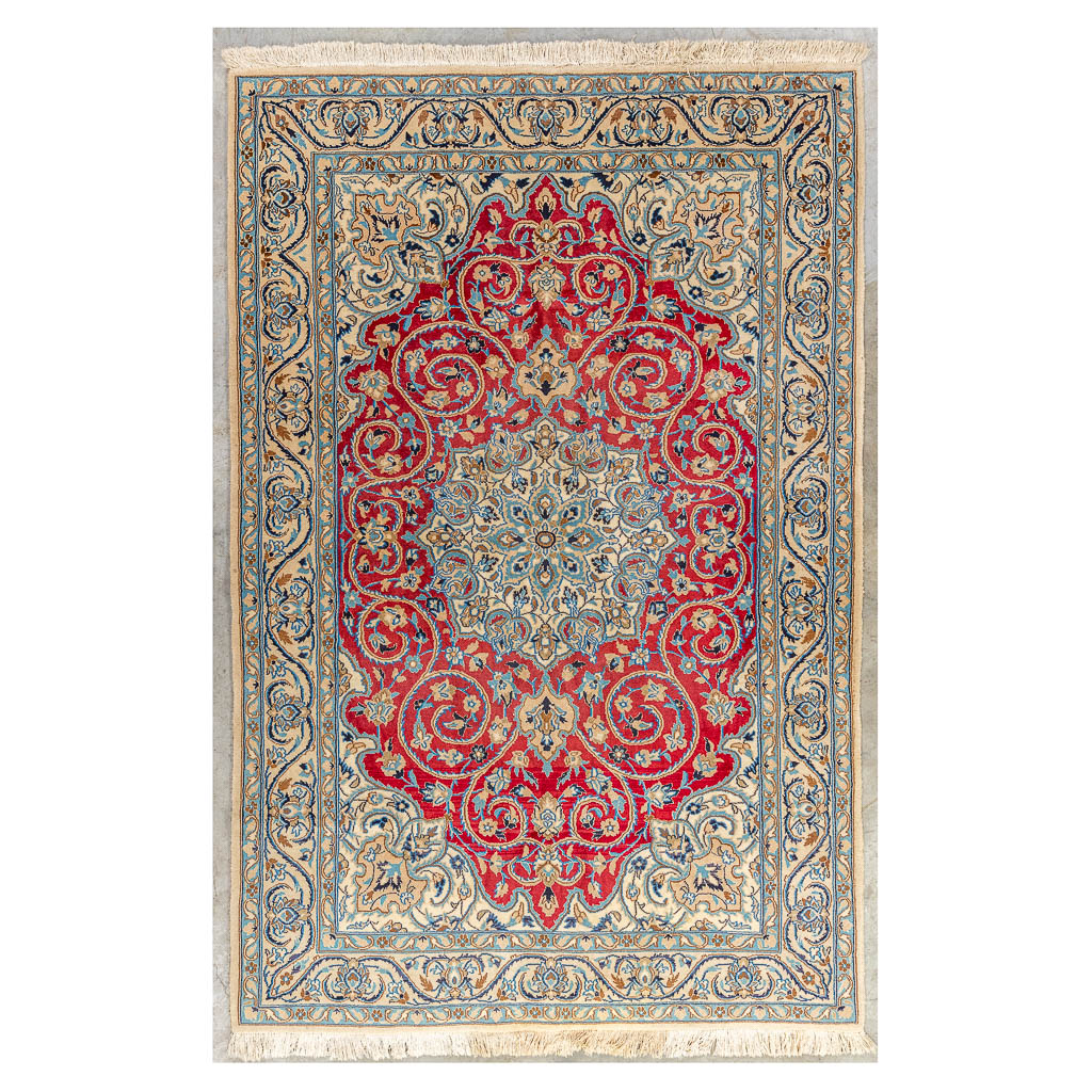 Een Oosters handgeknoopt tapijt. Keshan. (130 x 195 cm)
