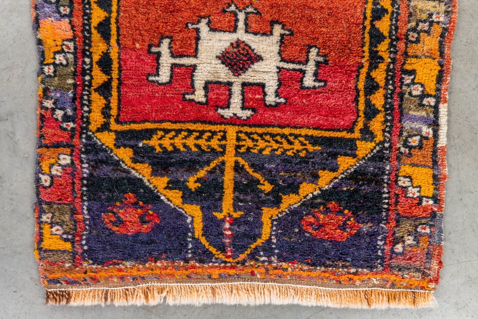 Two  carpets. (D:156 x W:96 cm)