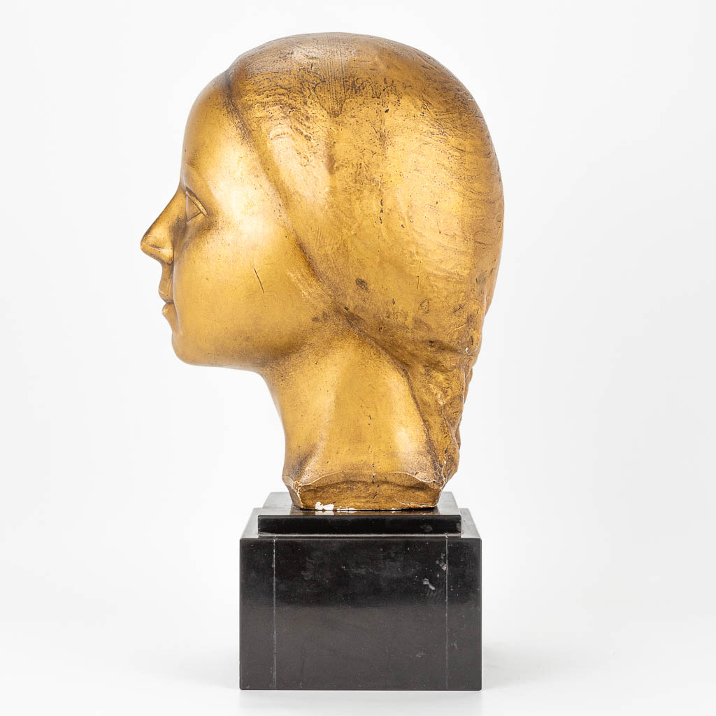 Roger BRACKE (1913-1993) a gilt bust made of plaster. 