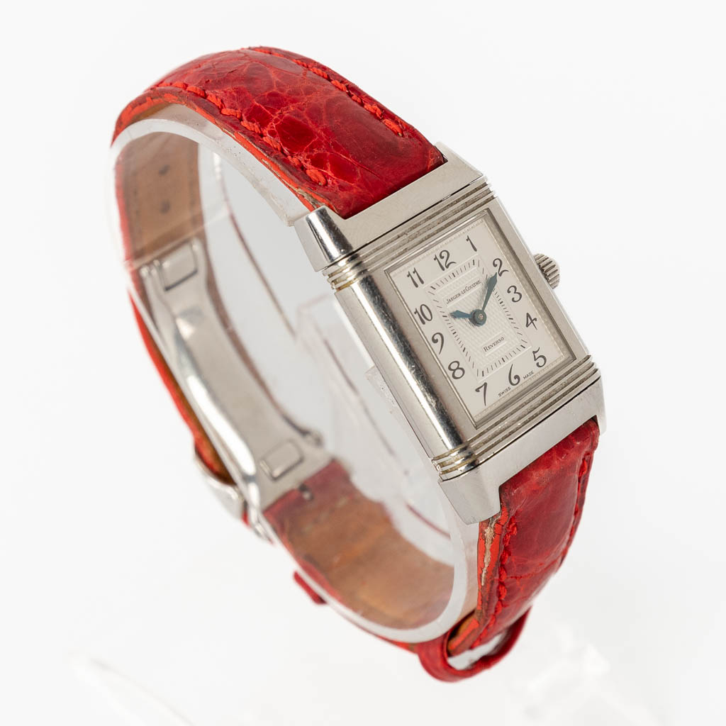 Jaeger Le Coultre, Reverso Duetto a womans wristwatch with 2 dials. 266.8.11 (W:2 x H:2,8 cm)
